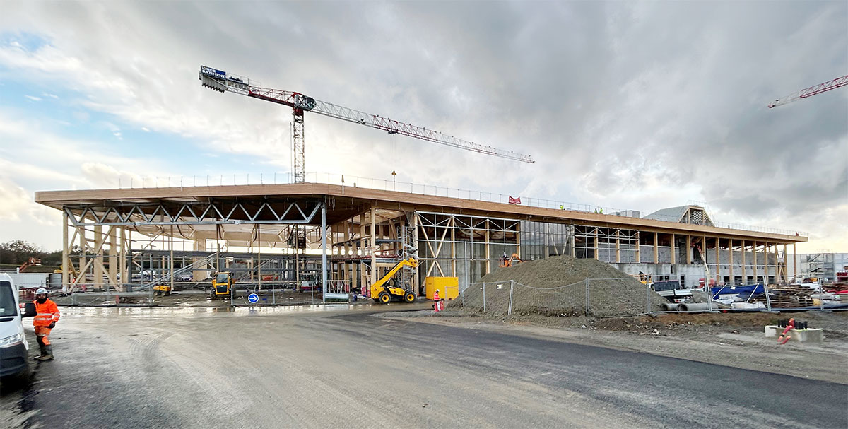 agence d'architecture DLW : projet de construction du futur cetex centre technique et d’exploitation tramway de la Semitan site de La Babinière à La Chapelle-sur-erdre, chantier en cours